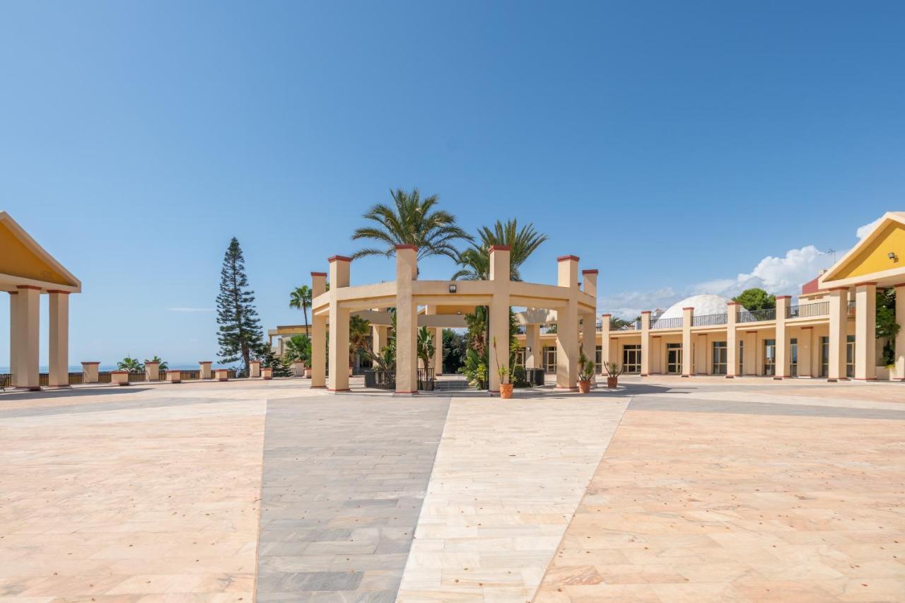 Apartment Soek La Romana Seafront