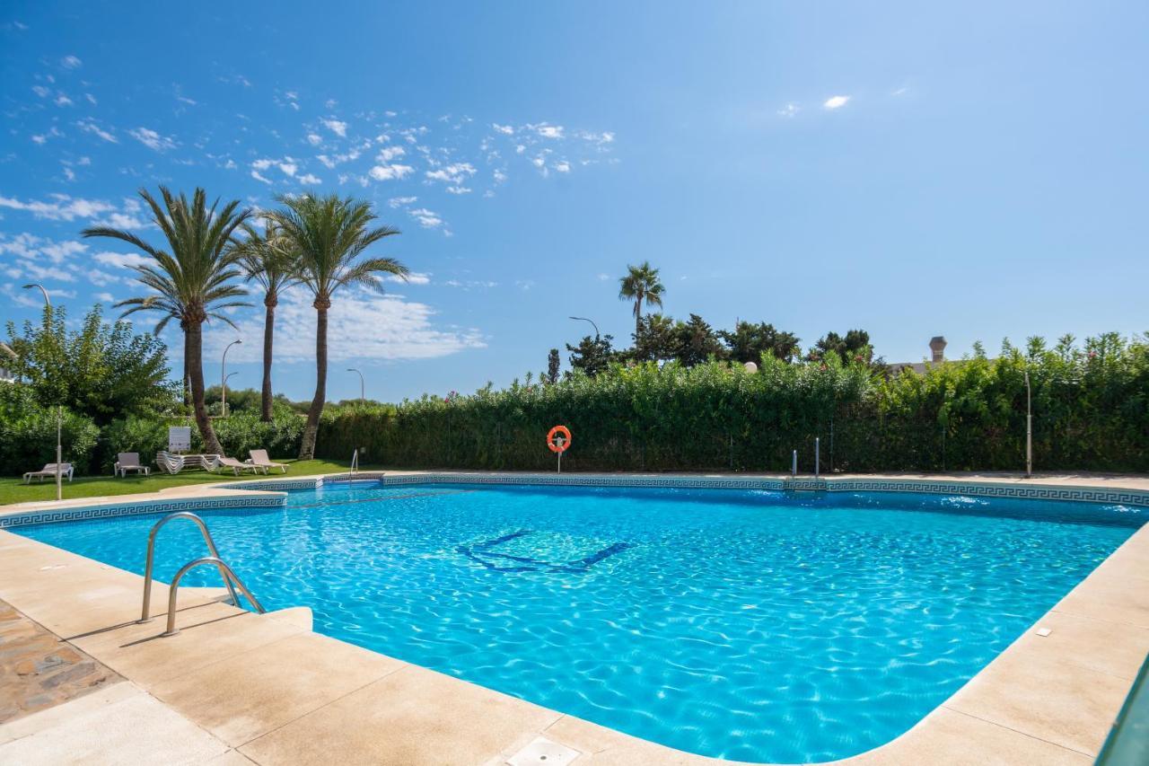 Soek La Romana Seafront Apartment *